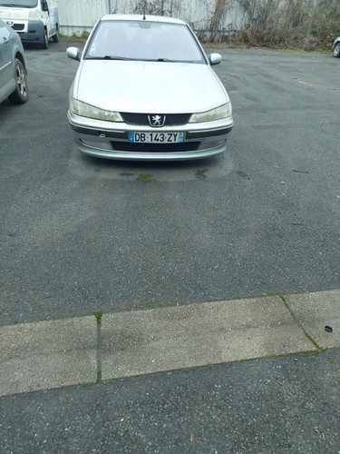Malle hayon arriere peugeot - malle/hayon,