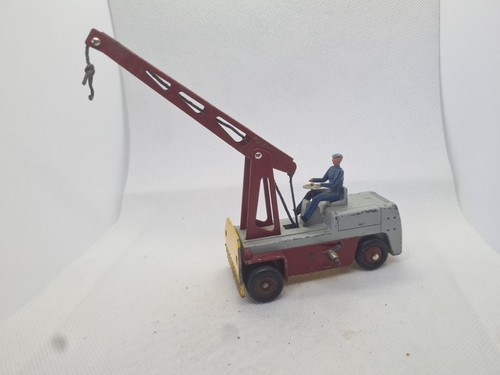 Dinky toys grue salev - toys,