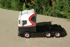 WSI / CAMION VOLVO FH4 GLOB. 6X2 NICK WILLIGENBURG TRANSPORT BV  + BOITE