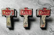 Journal Paris Match En Ventes Ici, 3 Pince Publicitaire Pour  Kiosque À Journaux