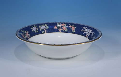 Wedgwood blue siam bol - "blue,