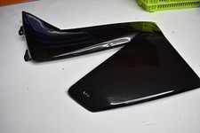 Flanc ouïe gauche noir