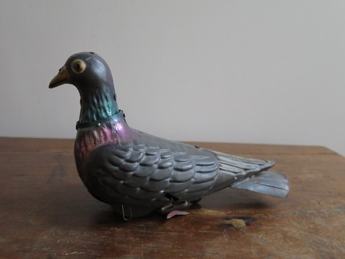 Pigeon mécanique ramier - ,