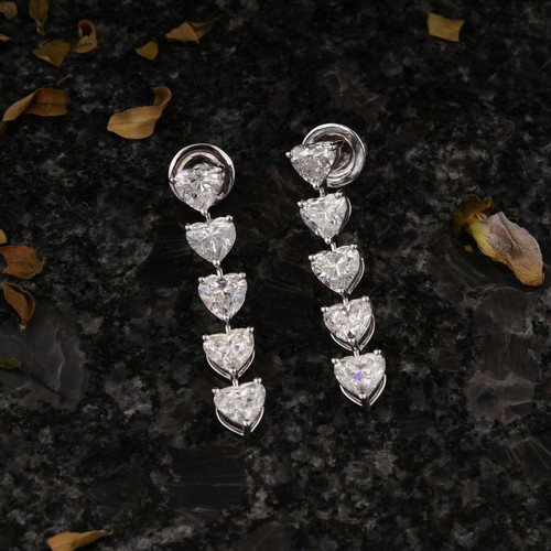 Cinq forme coeur - 4.61, ct