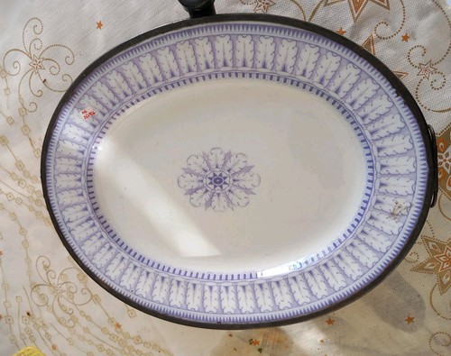 Ancien chauffe plat travail