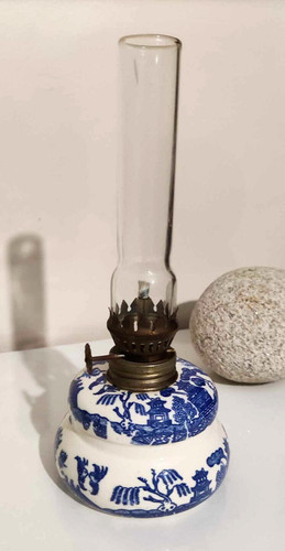 Lampe pétrole en - à,