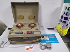 Magnétophone bande - à,