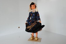 (N°8) ANCIENNE POUPEE