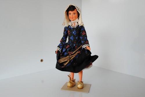 Ancienne poupee - (n°8),