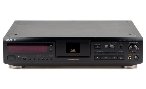 Sony dtc ze700 dat - sony, +