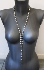 Chapelet en perle, médaille