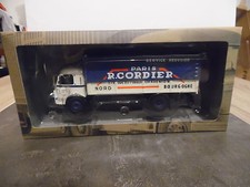 CAMION D'AUTREFOIS N°19 - Panhard Movic / Transport R. CORDIER - ALTAYA