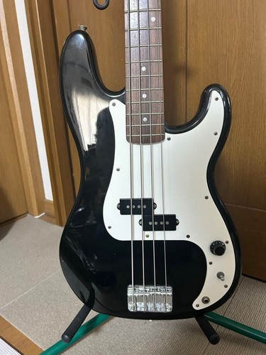Fender squier precision bass - squier,