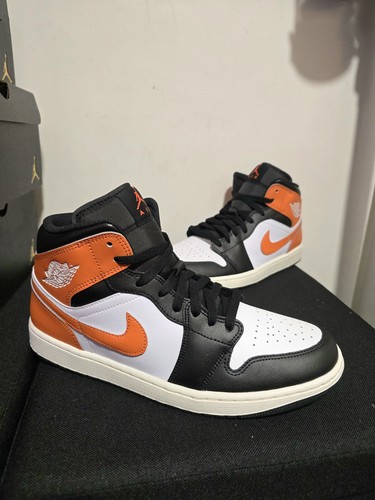 Nike air jordan mid - air,