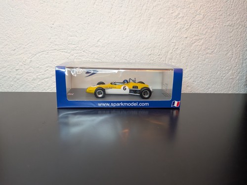 Limited edition 300ex - 300ex., mike