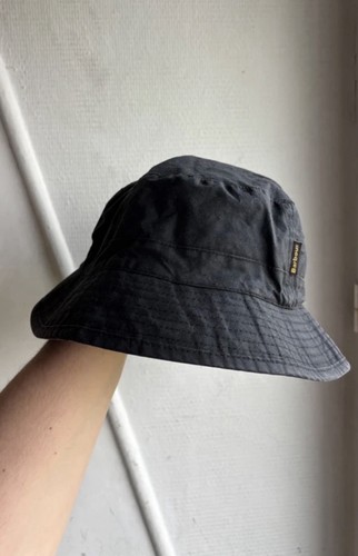 Barbour waxed cotton bucket - waxed,
