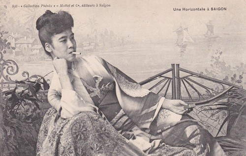 Une horizontale saigon - à,