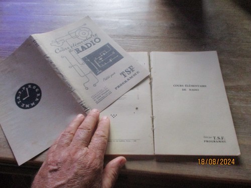 Ancienne radio cours - ancienne,