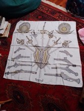 CARRE DE SOIE KIRBY BEARD PARIS , FOULARD , ECHARPE, MOTIF " Conquistador "