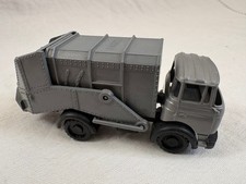 Jouet plastique camion