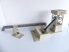 TRIX TTR HO MAQUETTE METAL USINE CHEVALEMENT DE MINE A CHARBON AVEC TAPIS