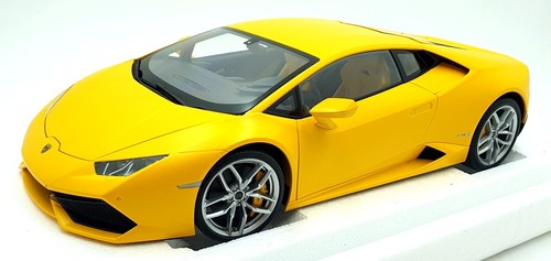 Autoart scale diecast - 1/12,