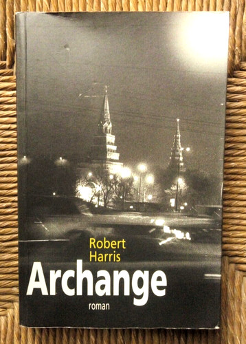 Livre roman policier thriller
