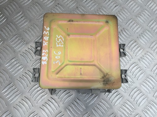 Calculateur moteur peugeot - calculateur,