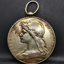 MEDAILLE ARGENT 66.6g 51mm