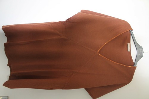 Pull léger marron manches