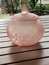 bonbonnière, art, déco en verre de couleur rose, opaline