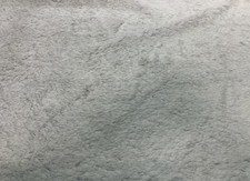 tissu fausse fourrure blanche en 1.50m de l