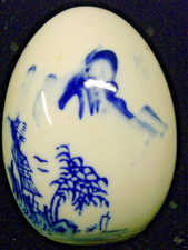 ?? OEUF EN PORCELAINE PEINTE EMAILLE ART ASIATIQUE DECORATION COLLECTION CHINE