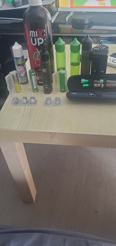 Lot briquet table - lot, métal