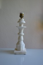 pied de lampe en marbre blanc