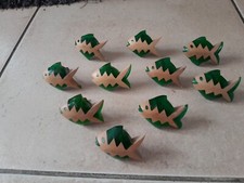 LOT DE 10 BOUTONS DE MEUBLES -