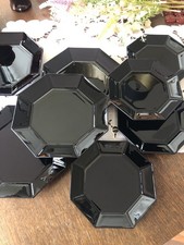 5 assiettes plates + 5