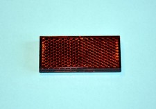 Mini Réflecteur Rouge Œil de Chat Auto-Adhésif Remorque Droit Carré