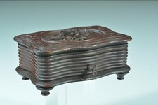 Ancien petit coffret à bijoux