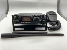 Yaesu FT-817ND Compact Émetteur-récepteur HF / 50/144/430MHz Tout Mode Avec Box