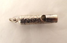 Sifflet miniature breloque