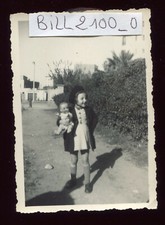 photo ancienne . fillette avec