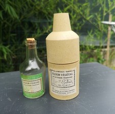 ANCIENNE MIGNONNETTE VIDE  "ELIXIR VÉGÉTAL GRANDE CHARTREUSE" DANS SA BOÎTE BOIS