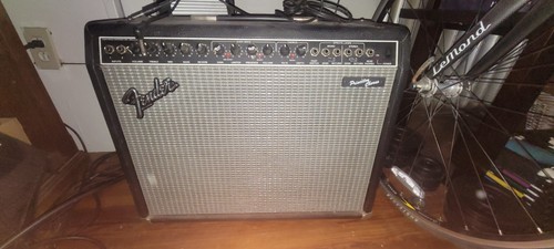 Fender princeton chorus 82 - princeton,