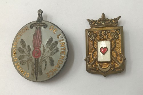 Lot insignes militaires - 2,