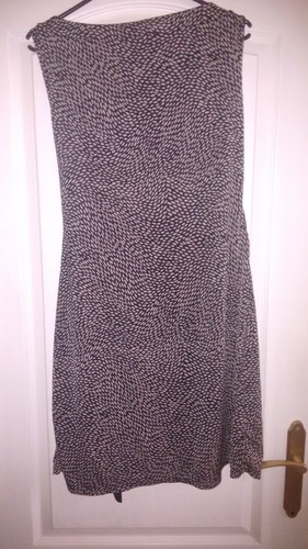 Robe courte noire - , motifs