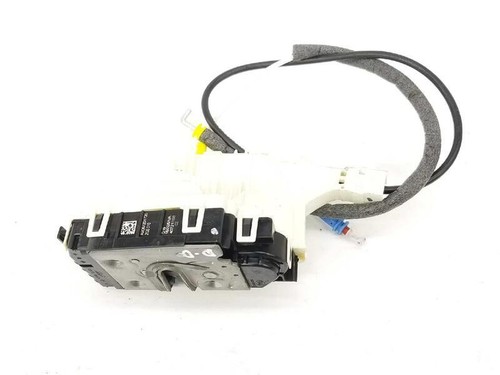 A9067201735 serrure avant