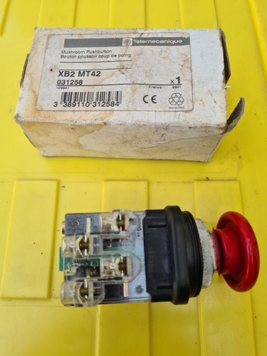 Bouton poussoir coup - bouton,