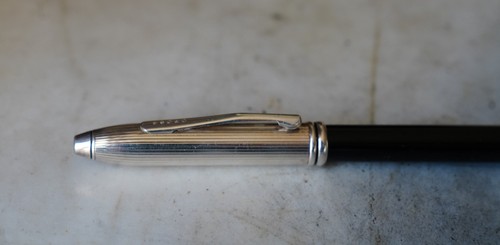 Magnifique stylo bille cross - stylo,