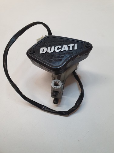 Maitre cylindre ducati - ducati, diavel